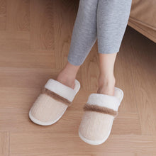 Cargar imagen en el visor de la galería, Cozy Slippers for Women Indoor and Outdoor Fuzzy House Shoes with Memory Foam Anti-Skid Sole Gifts for Women Mom Ladies
