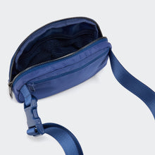 Load image into Gallery viewer, Pander Cross Body Fanny Pack for Women, Fashion Waist Packs, Crossbody Bags, Belt Bag with Adjustable Strap (Blue Perennial).
