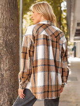 Load image into Gallery viewer, AUTOMET Womens Fall Outfits Fashion Clothes Shackets Flannel Plaid Button Down Long Sleeve Shirts Jackets 2024 Apricot XS
